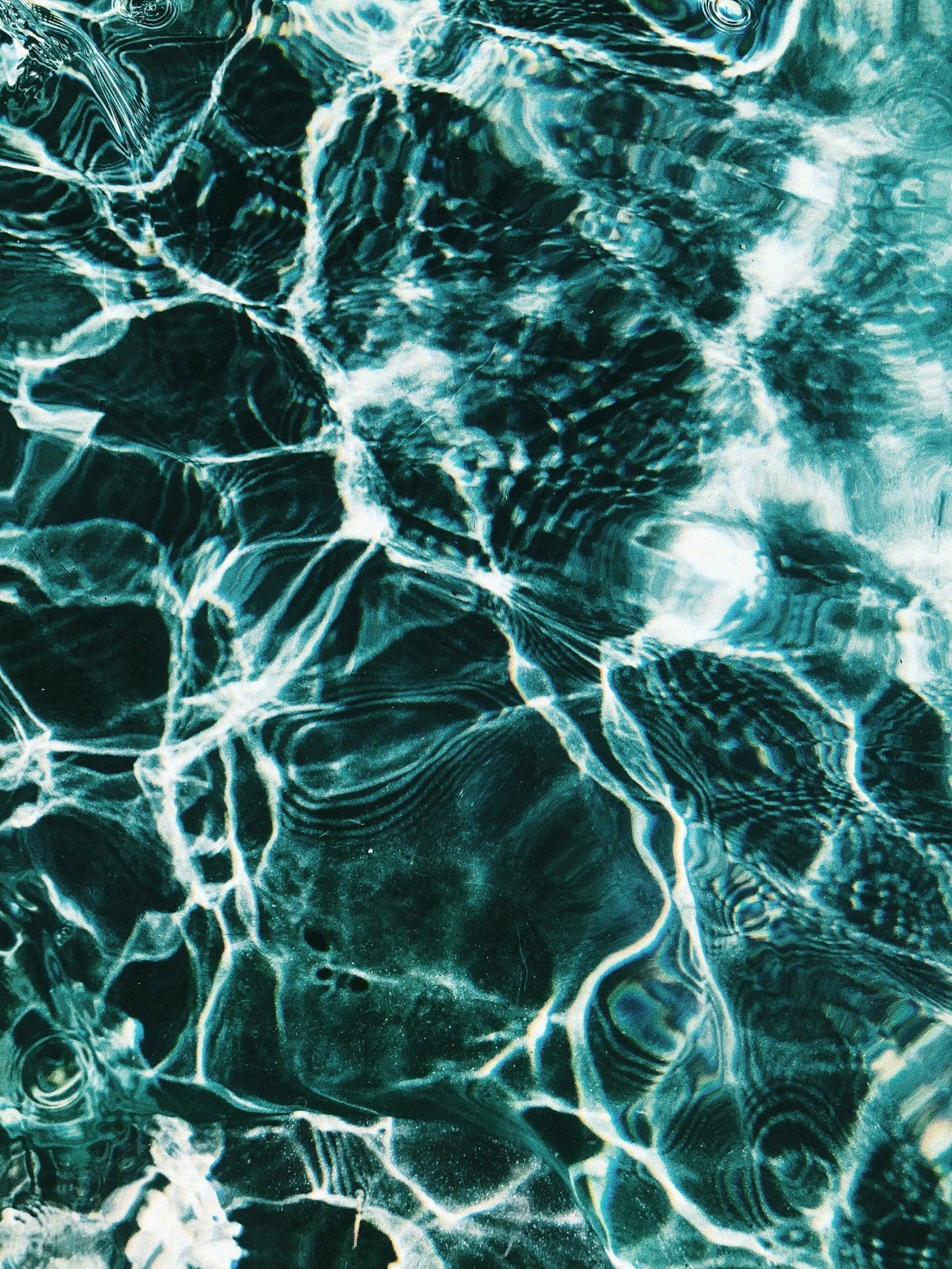 Die Unterschiede zwischen Superwater und herkömmlichem Wasser